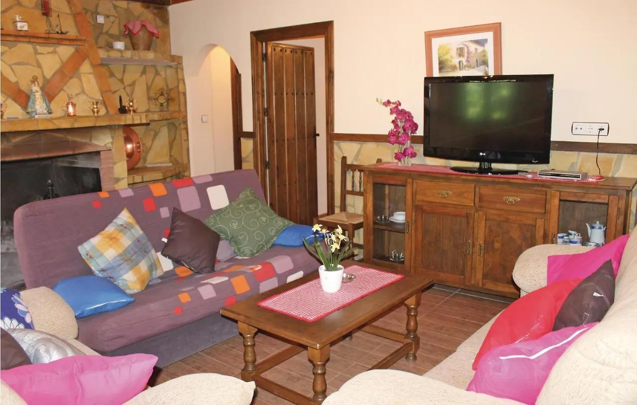 Awesome Home In Montefrio Cortijo de los Gitanos